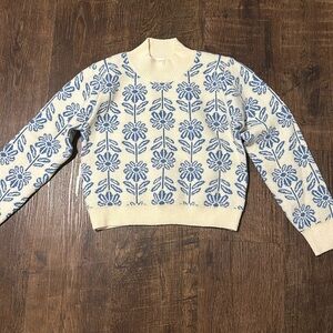 Vestique blue and white floral sweater